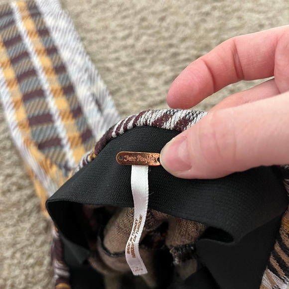 Free People Clean Crop Flare Pants Women's Size 0 Yellow Plaid Elastic Waist - Picture 4 of 9